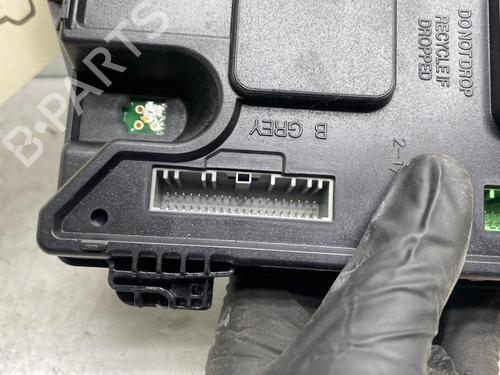 Used Fuse box Fuse box RENAULT MEGANE III Hatchback (BZ0/1_, B3_) 1.5 dCi (BZ09, BZ0D, BZ1W, BZ29, BZ14) (110 hp) 19955295 19955295