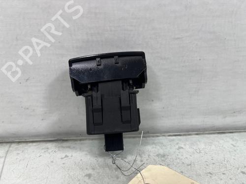 switch-citroen-c4-picasso-i-mpv-ud_-2006-2007-2008-2009-2010-2011-2012-2013-2014-2015-36474175 main image