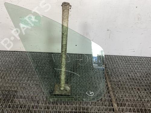 front-left-quarter-glass-renault-trafic-iii-van-fg_-2014-23768799 main image