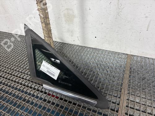 Vidro triangular frente direito FORD B-MAX (JK) 1.0 EcoBoost | BP38978231C112 - Image 2
