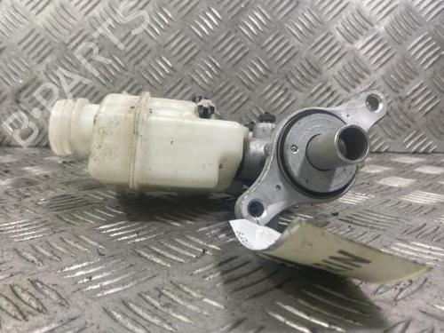 Used Brake master cylinder FIAT 500 (312_) 1.2 (312AXA1A) (69 hp) 19952400