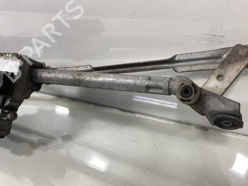 Used Front wiper motor CITROËN C4 Coupe (LA_) 1.6 HDi (90 hp) 19990130