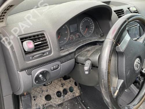 Left taillight VW GOLF V (1K1) 1.9 TDI | BP23768654C34 