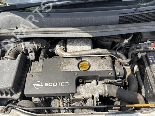 Venstre Baklys OPEL ZAFIRA A MPV (T98) 2.0 DTI 16V (F75) | BP29615524C34 