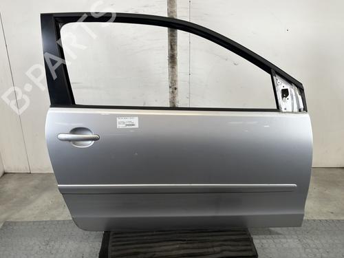 Dør højre fortil VW POLO IV (9N_, 9A_) 1.4 TDI (70 hp) 31881195