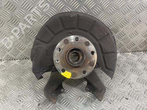 Used Right front steering knuckle VW GOLF VI (5K1) 1.6 TDI (105 hp) 25758870