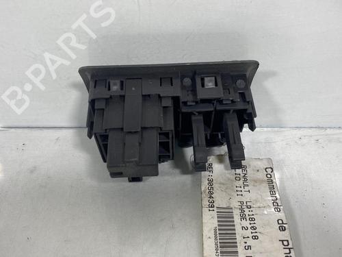 Used Headlight switch Headlight switch RENAULT CLIO III (BR0/1, CR0/1) [2005-2014] 20017196 20017196