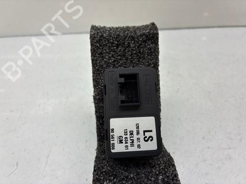 Left front window switch OPEL ZAFIRA A MPV (T98) 2.2 DTI 16V (F75) | BP35896189I27 - Image 3