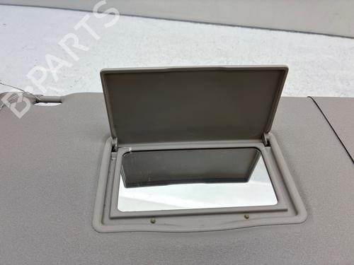 Used Right sun visor Right sun visor 37452109 37452109