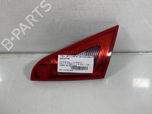 Feu de coffre gauche MITSUBISHI COLT VI (Z3_A, Z2_A) 1.5 DI-D (Z39A) (95 hp) 28100333