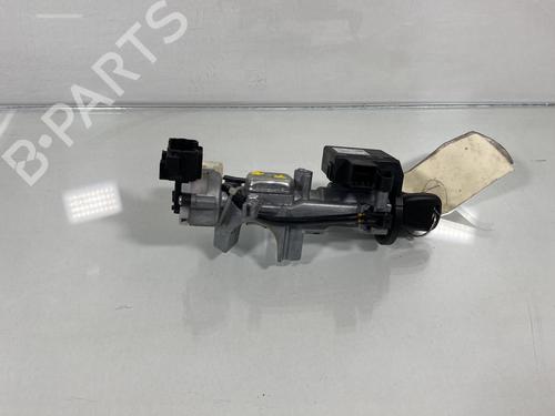 Used Ignition barrel OPEL AGILA (B) (H08) 1.0 (F68) (65 hp) 26583151