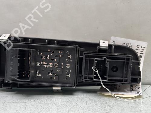 Used Left front window switch FIAT GRANDE PUNTO (199_) 1.3 D Multijet (75 hp) 29507558