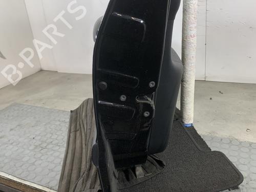 left-front-door-peugeot-206-2l_-2m_-2009-2010-2011-2012-2013-33180688 main image