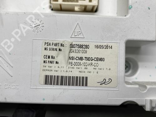 Used Instrument cluster Instrument cluster PEUGEOT 308 SW II (LC_, LJ_, LR_, LX_, L4_) 1.6 BlueHDi 120 (120 hp) 22390520 22390520