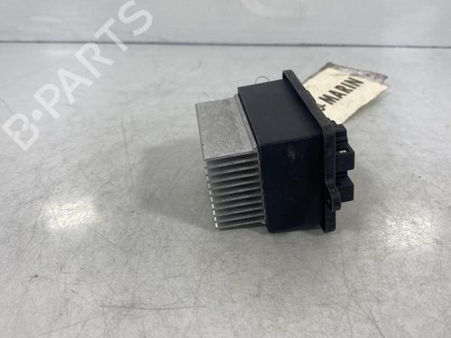 Used Heater resistor PEUGEOT 3008 II SUV (MC_, MR_, MJ_, M4_) 1.2 THP/ PureTech 130 (MRHNSM, MRHNSU, MRHNSJ, MRHNYW,... (131 hp) 19956246