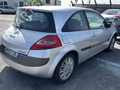 Front left door window RENAULT MEGANE II (BM0/1_, CM0/1_) 1.5 dCi (BM02, BM13, BM2A, CM02, CM13) | BP32389335C18