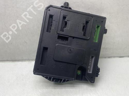 Used Fuse box Fuse box RENAULT MEGANE III Hatchback (BZ0/1_, B3_) 1.5 dCi (BZ0C) (90 hp) 19988121 19988121