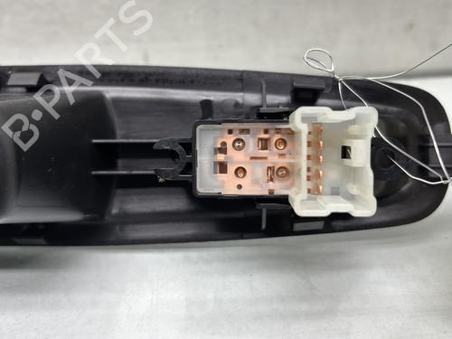 Left rear window switch RENAULT KADJAR (HA_, HL_) 1.5 dCi 110 (HLA3) | BP29574651I29 