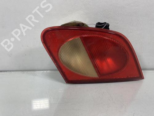 Used Right tailgate light MERCEDES-BENZ E-CLASS (W124) [1993-1996]  19986042