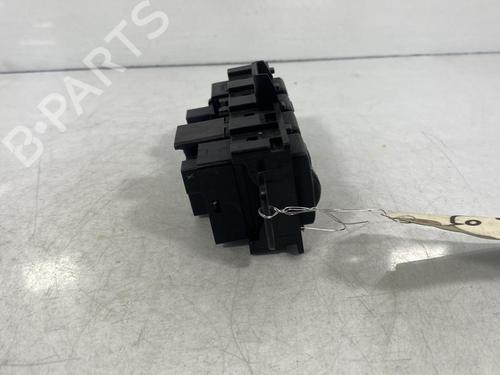 Used Headlight switch Headlight switch RENAULT KOLEOS I (HY_) 2.0 dCi 4x4 (HY0K) (150 hp) 19956767 19956767