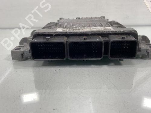 Used Engine control unit (ECU) Engine control unit (ECU) RENAULT LAGUNA III (BT0/1) 1.5 dCi (BT00, BT0A, BT0T, BT1J) (110 hp) 21196917 21196917