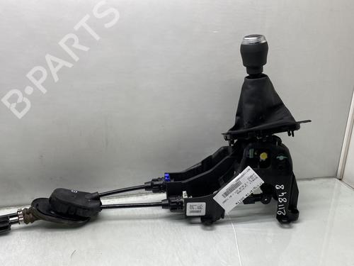 Used Gear lever RENAULT CLIO V (B7_) 1.5 Blue dCi 100 (B7AD) (101 hp) 27300527