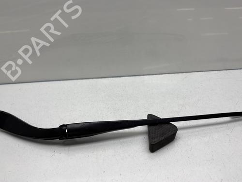 Used Front windshield wiper arm DACIA SANDERO II TCe 90 (B8M1, B8MA, B8AC) (90 hp) 19987431
