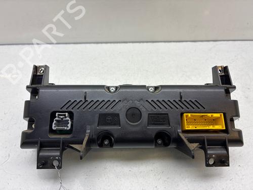 Used Climate control Climate control 38077984 38077984