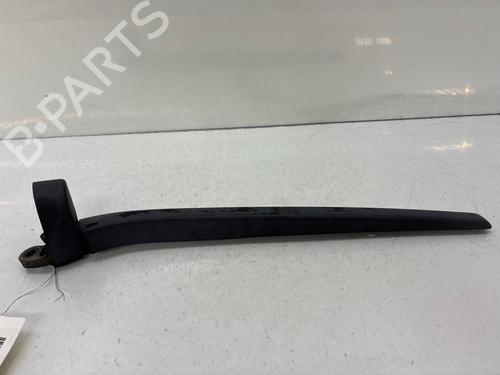 Used Rear windshield wiper arm Rear windshield wiper arm BMW 5 Touring (F11) 520 d (184 hp) 36761711 36761711