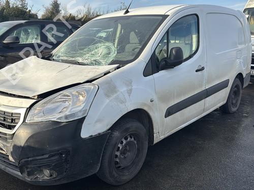 Third brake light PEUGEOT PARTNER Box Body/MPV 1.6 BlueHDi 100 | BP27356321L11  - Image 9