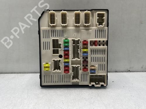 Used Fuse box RENAULT LAGUNA III (BT0/1) 2.0 dCi (BT01, BT08, BT09, BT0E, BT0K, BT12, BT1C, BT1D,... (150 hp) 30887703