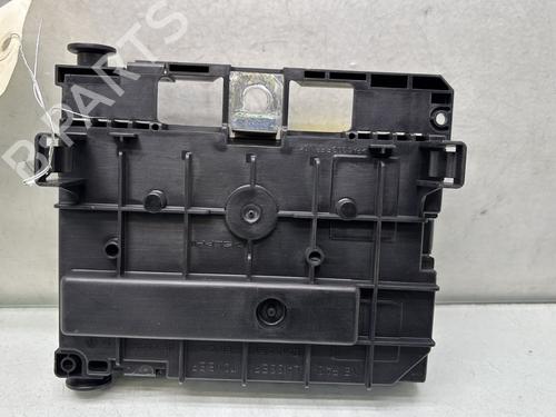 Used Fuse box Fuse box PEUGEOT 308 I (4A_, 4C_) 1.6 HDi (109 hp) 34449857 34449857
