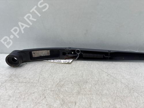 front-windshield-wiper-arm-kia-ceed-sportswagon-jd-2012-2013-2014-2015-2016-2017-2018-36248793 main image