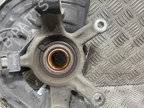 Left front steering knuckle MERCEDES-BENZ A-CLASS (W176) A 200 CDI / d (176.008) | BP31211982M25 