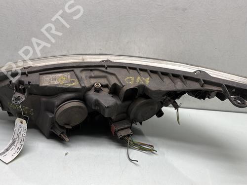 Right headlight CITROËN C4 I (LC_) 1.6 HDi | BP24374323C29 