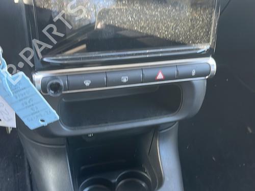 Clutch pedal CITROËN C3 III (SX) 1.2 PureTech 82 | BP37755600I13 - Image 11