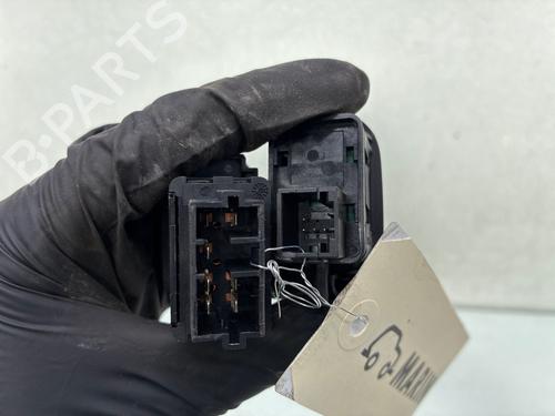 Used Left front window switch Left front window switch 38181738 38181738