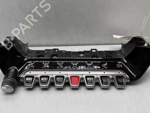 AC Styreenhet / Manøvreringsenhet PEUGEOT 2008 II (UD_, US_, UY_, UJ_, UR_, UC_) 1.2 PureTech 130 (USHNS, URHNS) (130 hp) 29184725