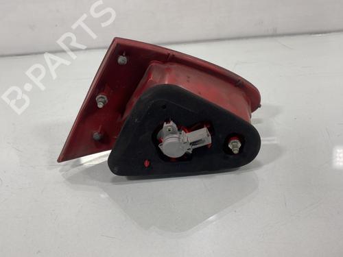 Used Left tailgate light Left tailgate light ALFA ROMEO 147 (937_) 1.9 JTD (937.AXF1A, 937.BXF1A) (101 hp) 20034183 20034183