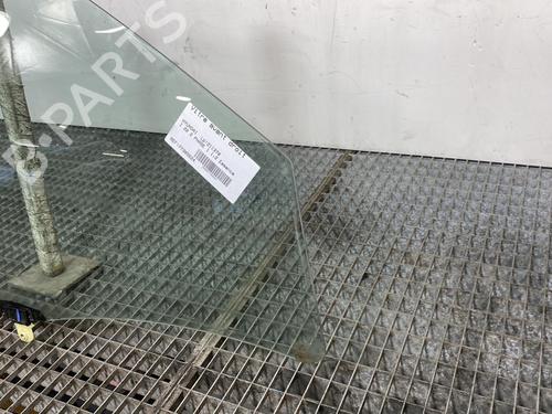 Used Front right door window Front right door window 19993021 19993021