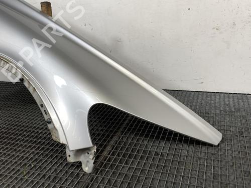 Used Right front fenders VOLVO C30 (533) 1.6 D (109 hp) 20327461