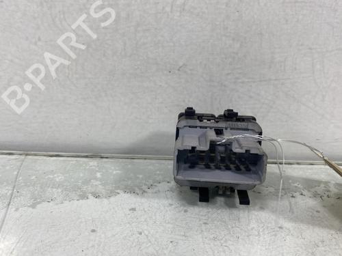 Used Left front window switch Left front window switch RENAULT CLIO III (BR0/1, CR0/1) 1.5 dCi (C/BR0G, C/BR1G) (68 hp) 31134784 31134784