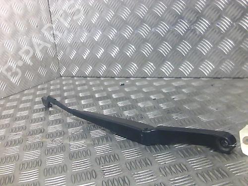 Used Front windshield wiper arm OPEL ASTRA J (P10) [2009-2016]  19983903
