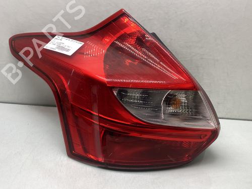 left-taillight-ford-focus-iii-2010-2011-2012-2013-2014-2015-2016-2017-2018-2019-2020-30307394 main image