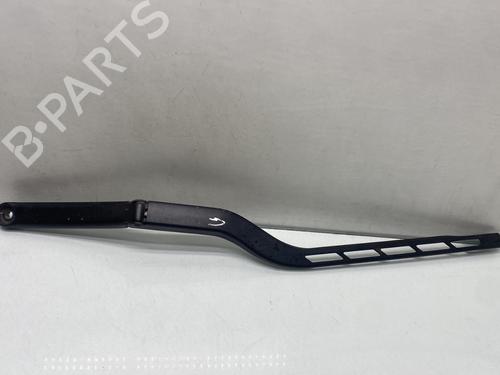 Used Front windshield wiper arm AUDI A3 Sportback (8PA) 1.6 TDI (105 hp) 30878527