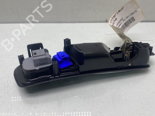 Front left interior door handle VW TOURAN (1T3) 1.6 TDI | BP32368138I13