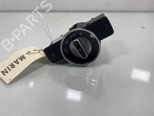 Used Headlight switch MERCEDES-BENZ A-CLASS (W176) A 180 CDI / d (176.012) (109 hp) 19967633