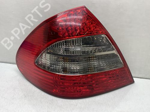 Used Left taillight MERCEDES-BENZ E-CLASS (W211) E 220 CDI (211.006) (150 hp) 30181088