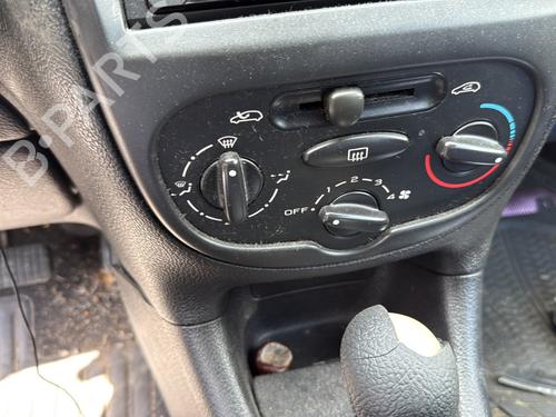 Bakre vindusviskerarm PEUGEOT 206 Hatchback (2A/C) 1.4 i | BP30719943C144 