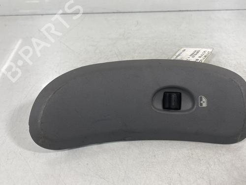 Used Right front window switch Right front window switch CHRYSLER VOYAGER IV (RG, RS) 2.5 CRD (141 hp) 20015627 20015627